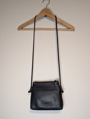 Classic Leather Carla Sade Black Leather Crossbody Bag